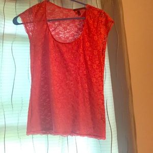 Coral lace cap sleeve top.